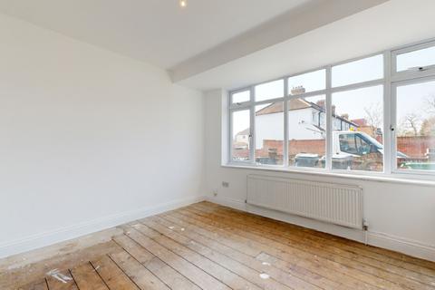68 Warwick Road, Walthamstow, London, E17 5NP