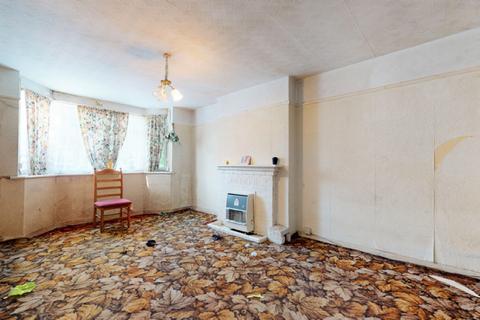 10 Crabtree Avenue, Wembley, HA0 1LP