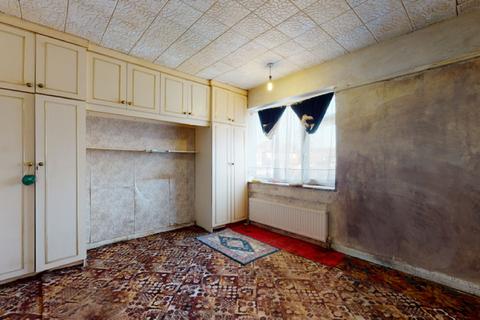 10 Crabtree Avenue, Wembley, HA0 1LP