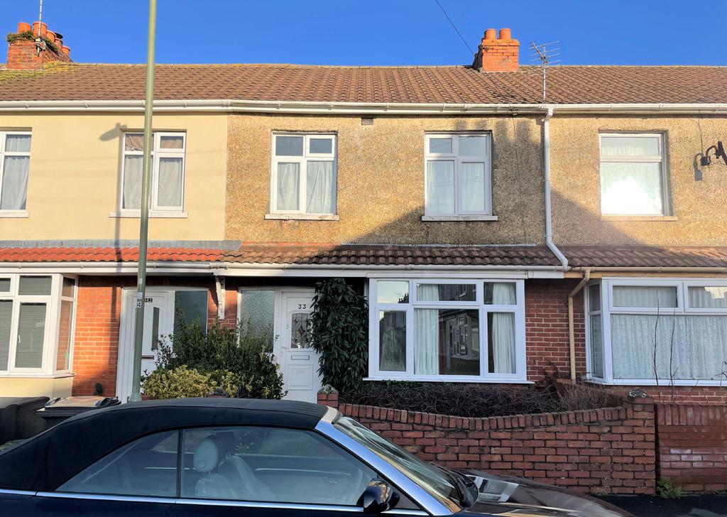 33 St. Valerie Road, Gosport, Hampshire 3 bed terraced house £125,000