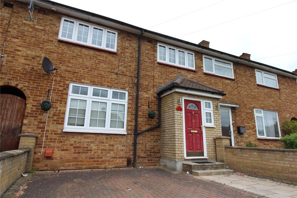 Retford Close, Harold Hill, RM3 4 bed terraced house £1,650 pcm (£381 pw)