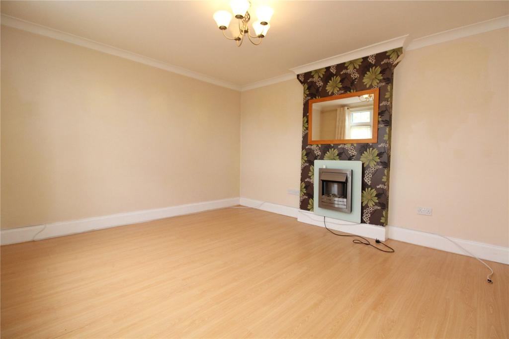 Retford Close, Harold Hill, RM3 4 bed terraced house £1,650 pcm (£381 pw)