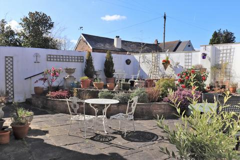 The Old Stables Dixton Close, Monmouth, NP25 3PG