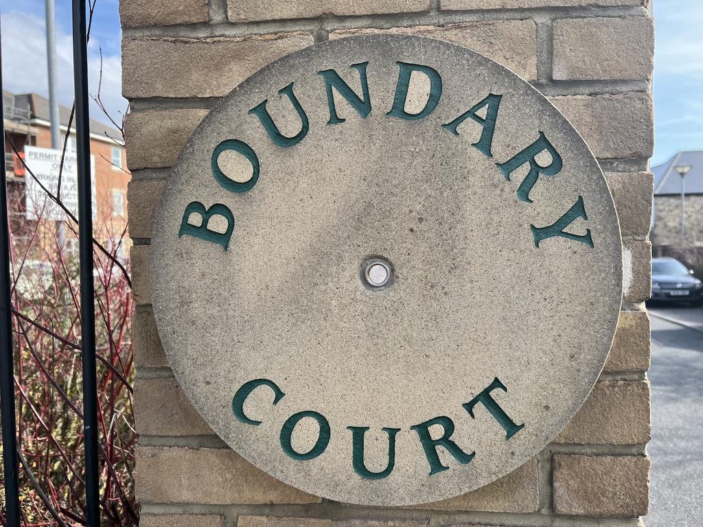 Boundary Court