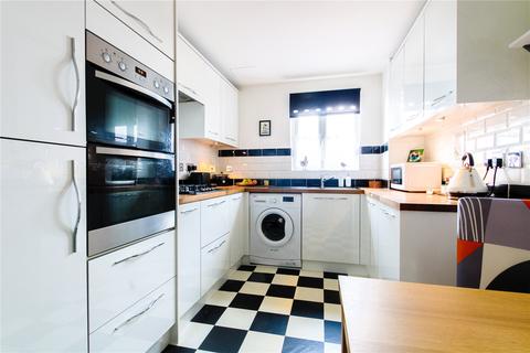 10 Hedgers Close, Ashton, Bristol, BS3 2SX
