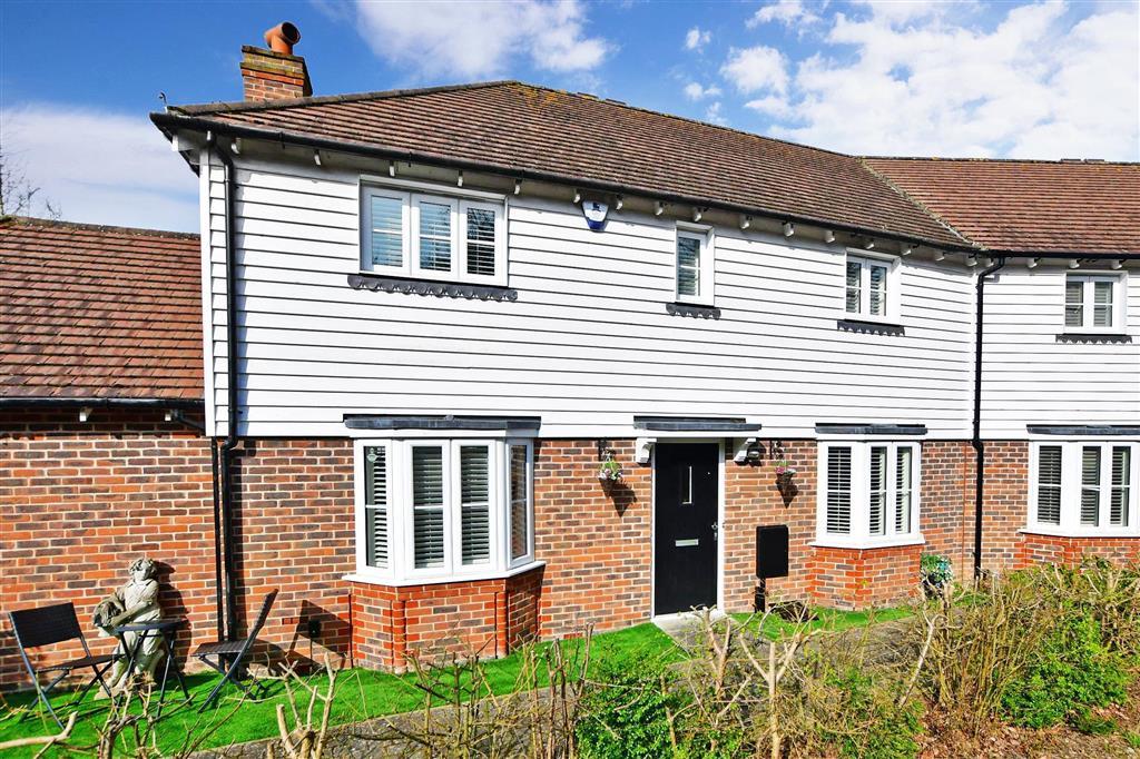 McArthur Drive, Kings Hill, West... 3 bed semidetached house £425,000