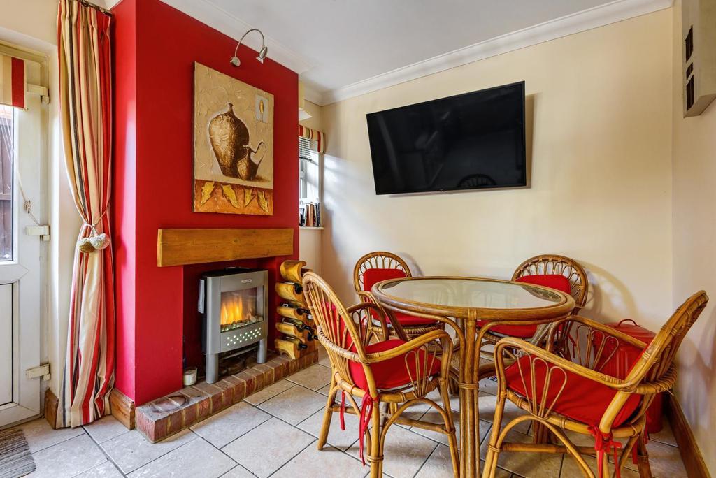 Breakfast Room