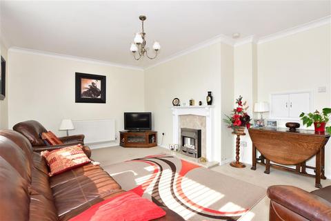 6 Dorcas Gardens, Broadstairs, CT10 1BS