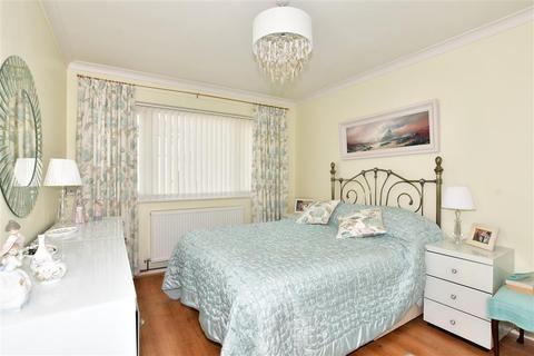 6 Dorcas Gardens, Broadstairs, CT10 1BS