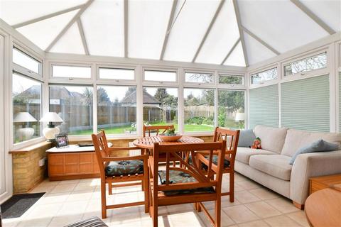 6 Dorcas Gardens, Broadstairs, CT10 1BS