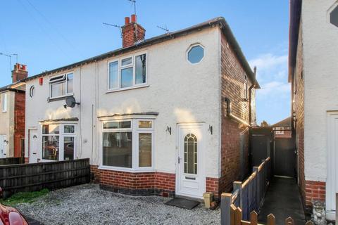 3 bedroom semi-detached house to rent, Linden Grove, Stapleford