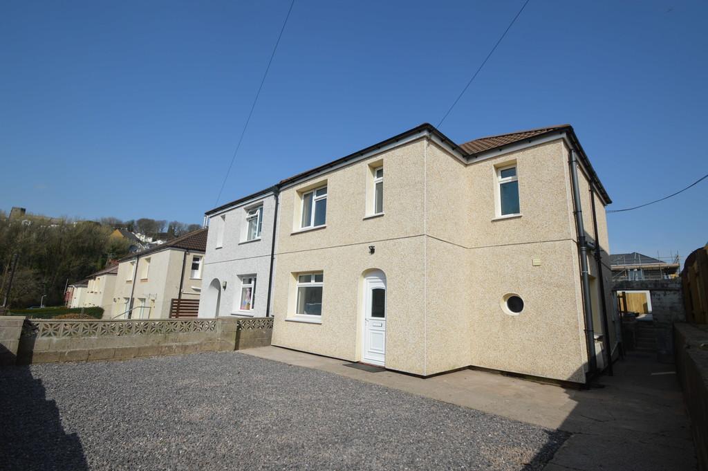 15 Park View, Llantrisant, Pontyclun... 3 bed semidetached house £