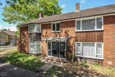 3 bedroom terraced house to rent, South Hill Road, Bracknell