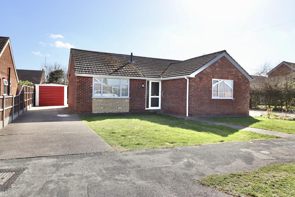Minster Drive, Cherry Willingham... 2 bed detached bungalow £225,000