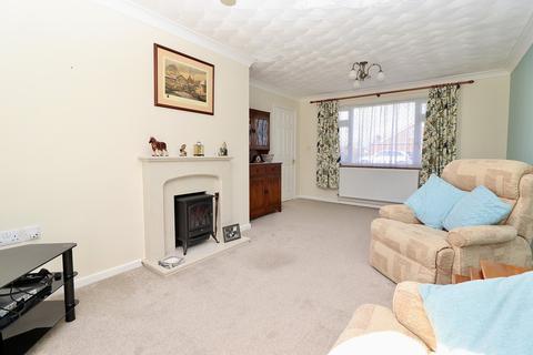 31 Minster Drive, Cherry Willingham, Lincoln, LN3 4LR