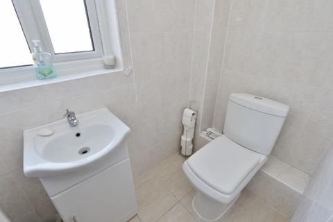 48 Briar Road, Romford, RM3 8AP