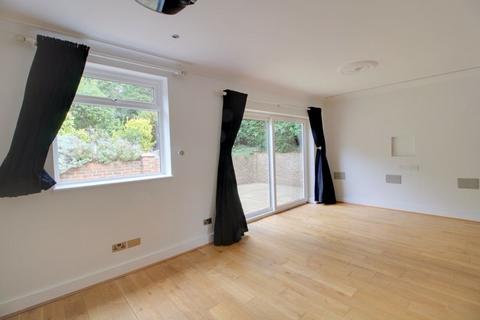 79 Higher Drive, Purley, CR8 2HN