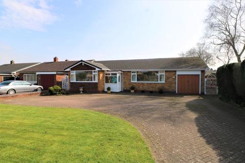 2 bedroom bungalow for sale, Park Lime Drive, Walsall