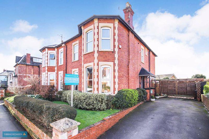 Waterloo Road, Wellington 4 bed semidetached house £525,000