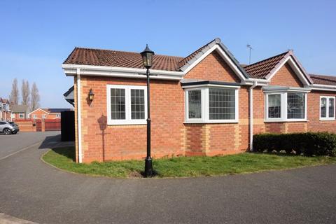 2 bedroom semi-detached bungalow for sale - Farley Road, West Bromwich