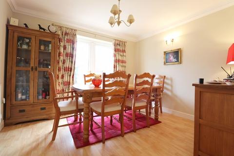2 Bramble Lane, Winteringham, Scunthorpe, DN15 9GD