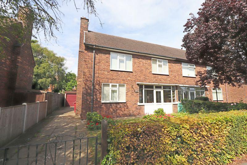 Collum Avenue, Scunthorpe 3 bed semidetached house £150,000