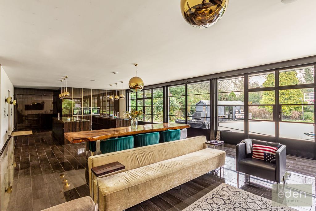 Kitchen/sitting/dining room