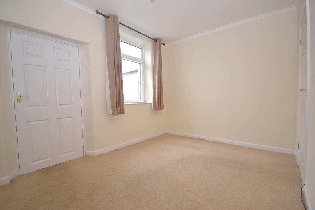 Woone Lane, Clitheroe, BB7 1BJ 2 bed terraced house £139,950