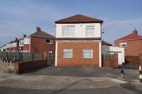 3 bedroom detached house for sale - Coquetdale Avenue, Newcastle Upon Tyne