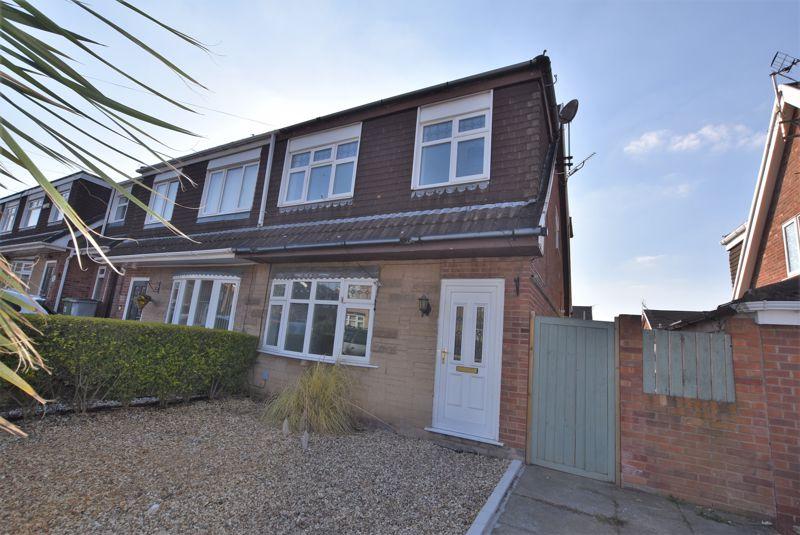 Merlin Avenue, Saughall Massie 3 bed semidetached house £215,000