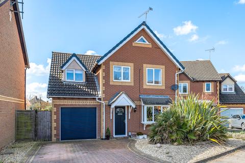 20 Elm Park, Royal Wootton Bassett, Swindon, SN4 7TA