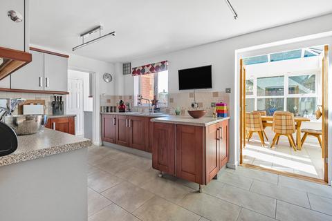 20 Elm Park, Royal Wootton Bassett, Swindon, SN4 7TA