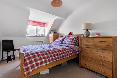 20 Elm Park, Royal Wootton Bassett, Swindon, SN4 7TA