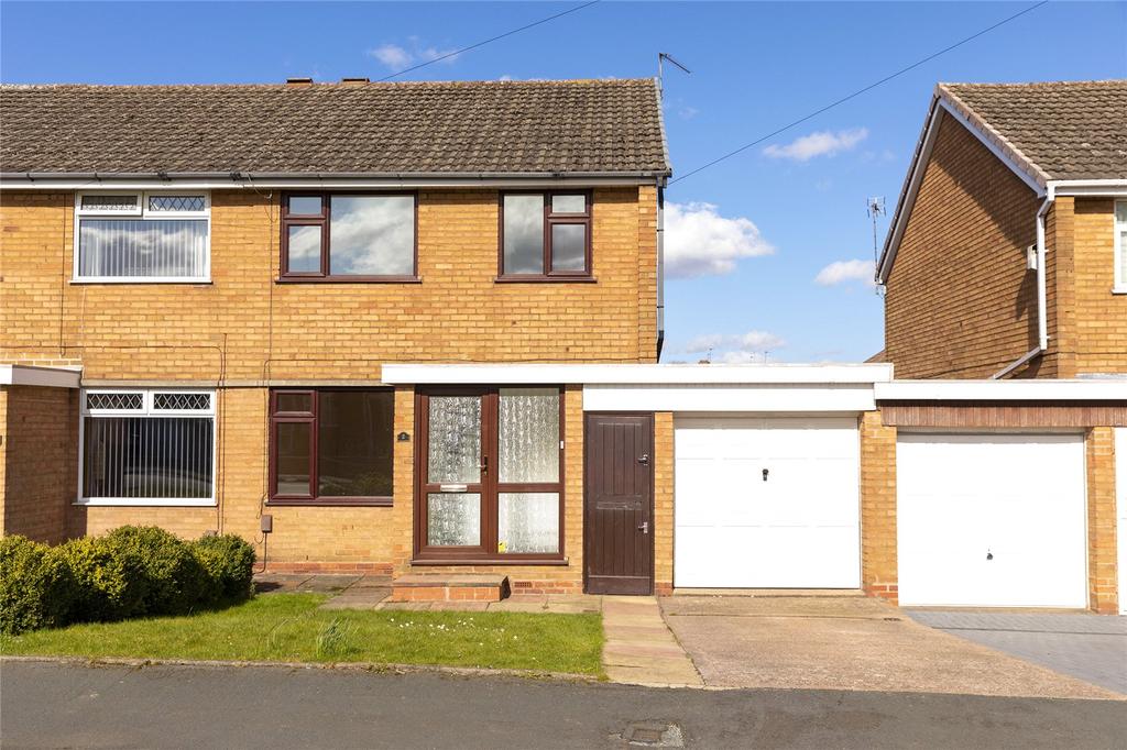 Regis Heath Road, Rowley Regis, West... 3 bed semidetached house £825 pcm (£190 pw)