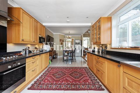 59 Grovelands Road, London, N13 4RJ