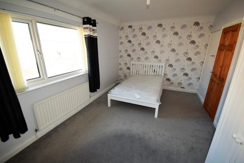 2 bedroom end of terrace house to rent, Greta Avenue, Carlisle