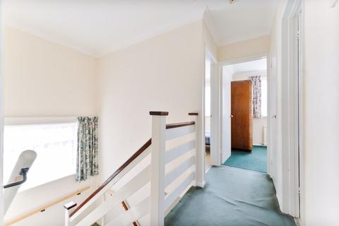 1a Princes Avenue, Carshalton, SM5 4NZ