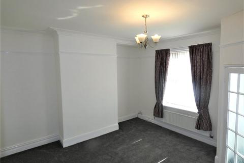2 bedroom terraced house to rent - New Works Road, Low Moor, Bradford, BD12