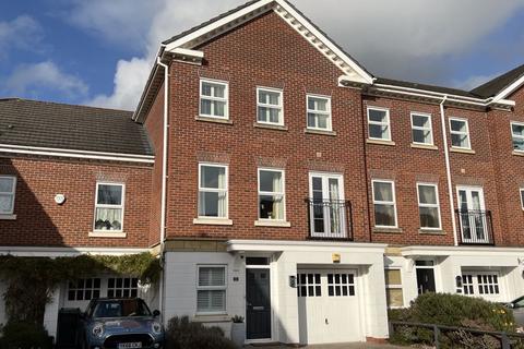 4 bedroom mews for sale - Dryersfield, Boughton, Chester