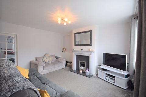 8 Blakey Road, Wakefield, WF2 0EY
