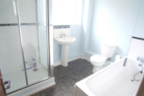 1 bedroom cluster house to rent, King Acre Court, Moor Lane, Staines, TW18 4XL