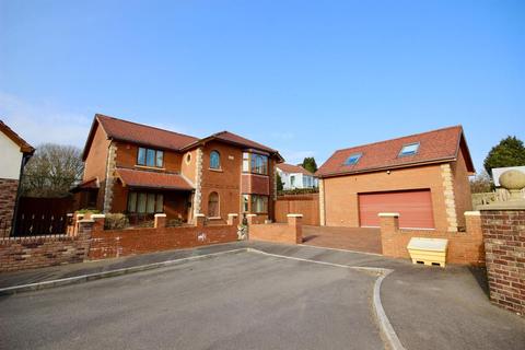 3 Clos Bryn Brith, Tredegar, NP22 3BG