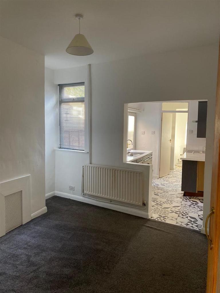 Bark Street, Cleethorpes 2 bed terraced house £485 pcm (£112 pw)