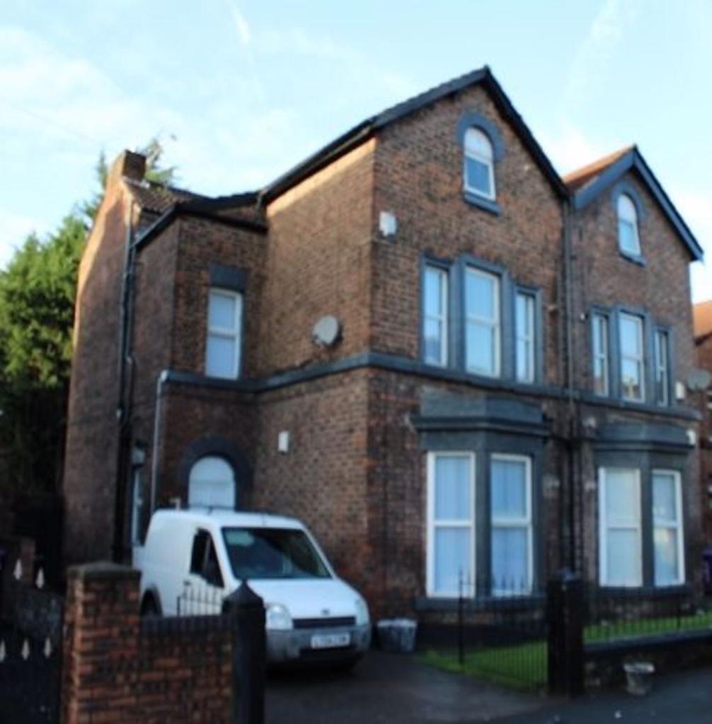 Osborne Road, Liverpool, Merseyside 2 bed flat £475 pcm (£110 pw)