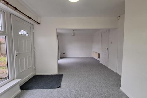 3 bedroom terraced house to rent, Hemmington Drive, Harpurhey, Manchester, M9