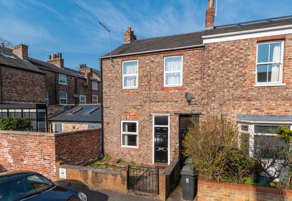 Markham Street, Off Haxby Road, York 2 bed end of terrace house £225,000