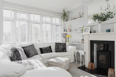 4 Barons Way, Reigate, RH2 8EU