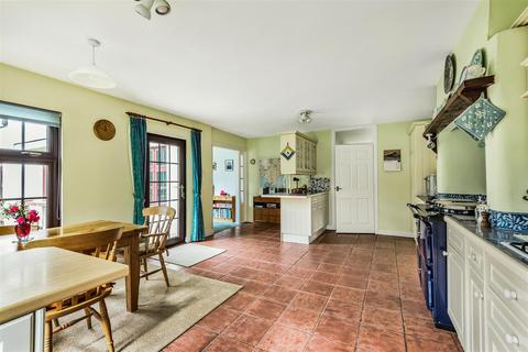 Pear Tree Orchard Bow Road, Harbertonford, Totnes, TQ9 7TQ