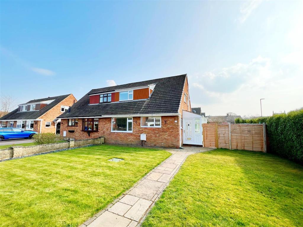 White House Drive, Sedgefield, StocktonOnTees 3 bed semidetached