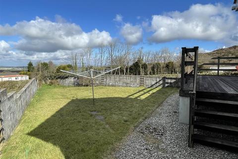 Clayton Higher Trezaise, Roche, St Austell, PL26 8HS